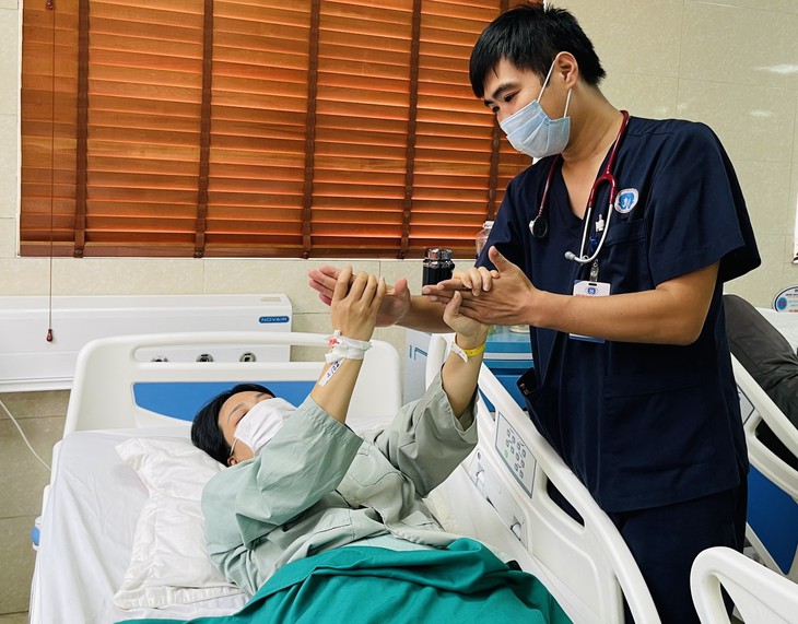 Tự ý bỏ thuốc theo chỉ định của bác sĩ, 2 người phải nhập viện vì nhồi máu não - Ảnh 1. Tự ý bỏ thuốc theo chỉ định của bác sĩ, 2 người phải nhập viện vì nhồi máu não - Ảnh 1.