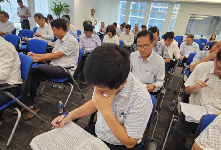 Các giám đốc bệnh viện TPHCM được bồi dưỡng, cập nhật kiến thức về công tác đấu thầu - Ảnh 1. Các giám đốc bệnh viện TPHCM được bồi dưỡng, cập nhật kiến thức về công tác đấu thầu - Ảnh 1.