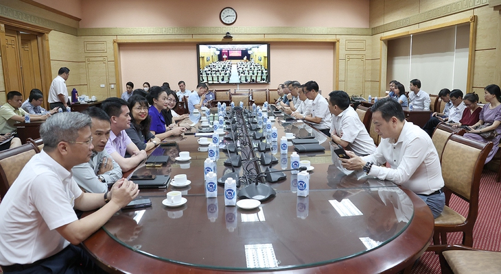 Hội nghị thông tin chuyên đề chào mừng kỷ niệm 78 năm Ngày Cách mạng Tháng Tám thành công và Quốc khánh 2/9 - Ảnh 1. Hội nghị thông tin chuyên đề chào mừng kỷ niệm 78 năm Ngày Cách mạng Tháng Tám thành công và Quốc khánh 2/9 - Ảnh 1.