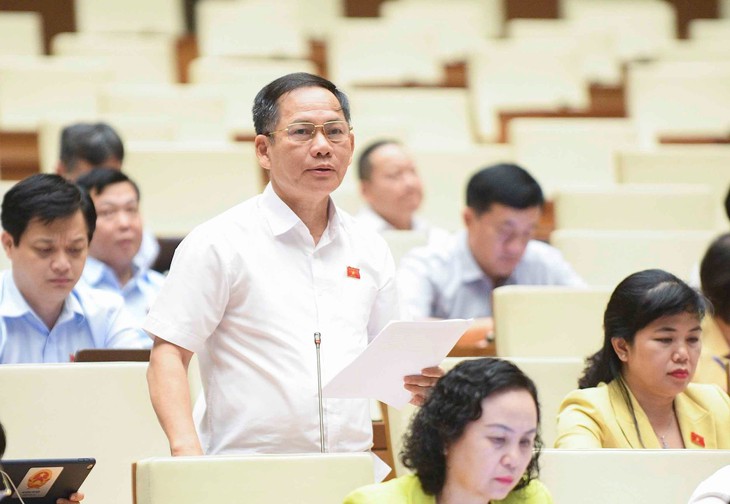 Luật Tài nguyên nước (sửa đổi): Bảo đảm hồ đập trong việc trữ nước, làm thủy điện, chống lũ lụt - Ảnh 3.