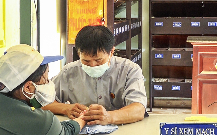 Đồng bào các tôn giáo phát huy nghĩa cử cao đẹp với cộng đồng