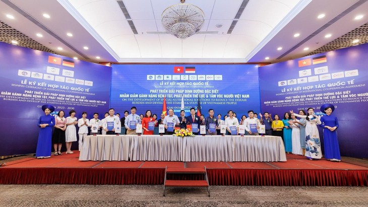 Love World ký kết hợp tác hợp tác chiến lược với 7 đơn vị khoa học công nghệ - Ảnh 1.