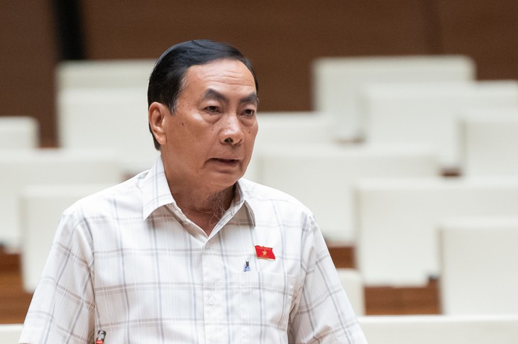 Nghị trường Quốc hội 'nóng' trước đề xuất Tổng Liên đoàn Lao động Việt Nam làm chủ đầu tư NƠXH - Ảnh 5. Nghị trường Quốc hội 'nóng' trước đề xuất Tổng Liên đoàn Lao động Việt Nam làm chủ đầu tư NƠXH - Ảnh 5.
