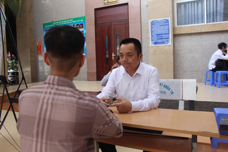Chưa nhận bằng tốt nghiệp, 300 vị trí việc làm đã chờ sẵn học viên Học viện Y - Dược học cổ truyền Việt Nam - Ảnh 1. Chưa nhận bằng tốt nghiệp, 300 vị trí việc làm đã chờ sẵn học viên Học viện Y - Dược học cổ truyền Việt Nam - Ảnh 1.