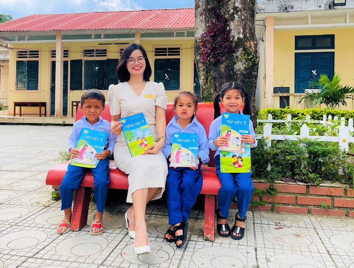 Việc làm ý nghĩa đầu năm học mới của cô giáo vùng cao - Ảnh 3.