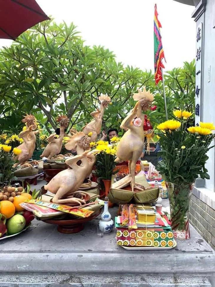 Đẹp mắt mâm cỗ 'gà bay' cúng rằm tháng 7 ở Hà Tĩnh - Ảnh 5.