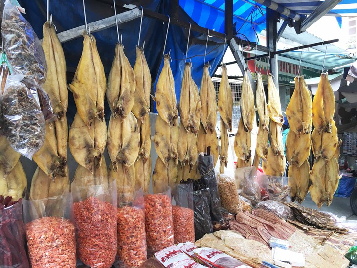 Các chuyên gia nói gì về việc ăn cá khô giảm phát triển khối u? - Ảnh 5.
