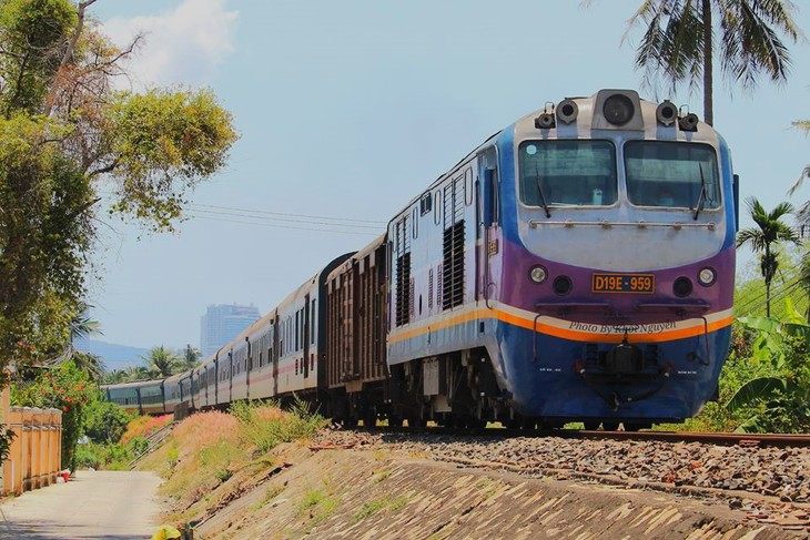 Thêm nhiều chuyến tàu đến các điểm du lịch phía Nam dịp lễ 2/9 - Ảnh 1.