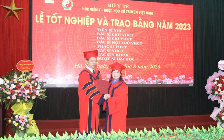 Lời nhắn nhủ của Giám đốc Học viện Y - Dược học cổ truyền Việt Nam với các tân bác sĩ, dược sĩ