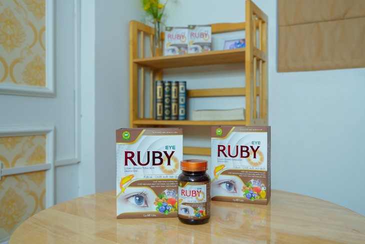 Eye Ruby được vinh danh Top 10 thương hiệu - nhãn hiệu nổi tiếng Quốc gia 2023 - Ảnh 3. Eye Ruby được vinh danh Top 10 thương hiệu - nhãn hiệu nổi tiếng Quốc gia 2023 - Ảnh 3.