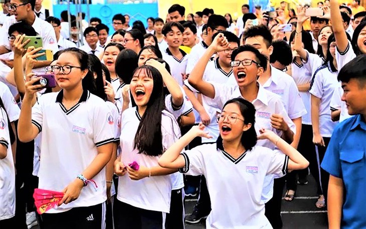 Ngành học nào được miễn, giảm học phí, cấp học bổng cho sinh viên năm 2023?