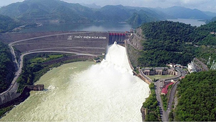 Tin mới nhất về mực nước các hồ thủy điện: Đầy vơi thế nào, đủ phát điện không? - Ảnh 1.