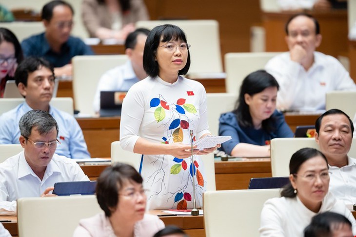 'Bất kể quyết định nào tác động đến sức khỏe, thậm chí tính mạng của người dân phải thật sự cân nhắc' - Ảnh 1.
