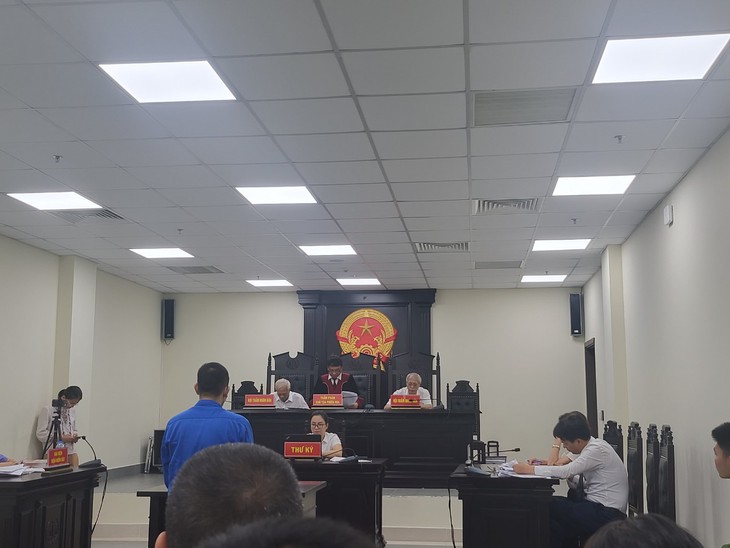 Vụ cháy karaoke khiến 3 chiến sĩ hy sinh: Chủ quán nhận án 10 năm tù - Ảnh 2. Vụ cháy karaoke khiến 3 chiến sĩ hy sinh: Chủ quán nhận án 10 năm tù - Ảnh 2.