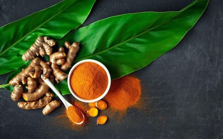 Curcumin - Hỗ trợ giảm triệu chứng viêm loét dạ dày