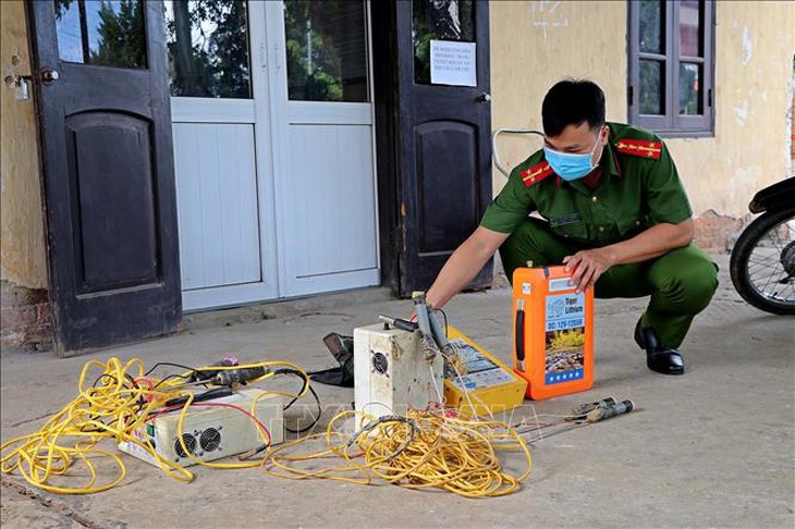 Sẽ là thảm họa môi trường nếu giun đất bị săn tìm ráo riết như hiện nay - Ảnh 2. Sẽ là thảm họa môi trường nếu giun đất bị săn tìm ráo riết như hiện nay - Ảnh 2.