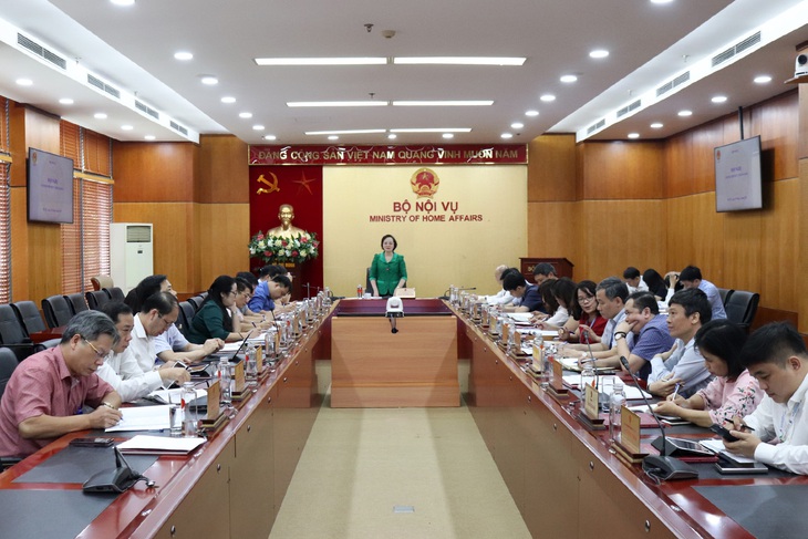 Báo cáo Bộ Chính trị lộ trình, nguồn kinh phí ngân sách cải cách tiền lương - Ảnh 1. Báo cáo Bộ Chính trị lộ trình, nguồn kinh phí ngân sách cải cách tiền lương - Ảnh 1.