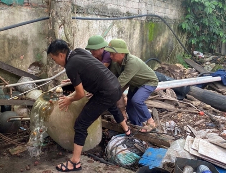 Khống chế triệt để các ổ dịch sốt xuất huyết- Ảnh 2.