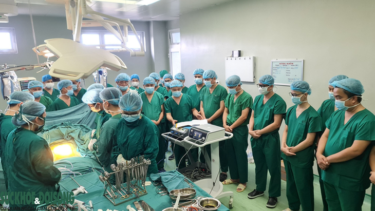 Lấy, ghép tạng từ người cho chết não - Bước tiến vượt bậc của Bệnh viện Hữu nghị đa khoa Nghệ An - Ảnh 2. Lấy, ghép tạng từ người cho chết não - Bước tiến vượt bậc của Bệnh viện Hữu nghị đa khoa Nghệ An - Ảnh 2.