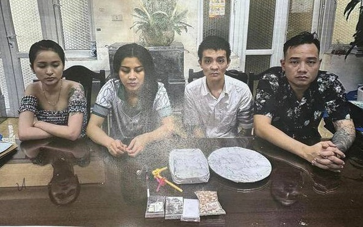 Giả danh công an cướp tài sản của người đi đường