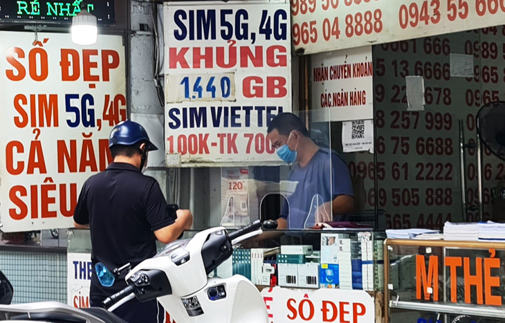 Chính thức dừng bán SIM điện thoại qua đại lý từ 10/9, người dân mua ở đâu? - Ảnh 1. Chính thức dừng bán SIM điện thoại qua đại lý từ 10/9, người dân mua ở đâu? - Ảnh 1.