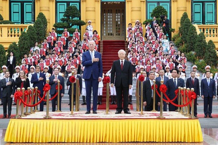 Tổng Bí thư chủ trì Lễ đón chính thức Tổng thống Hoa Kỳ Joe Biden - Ảnh 1. Tổng Bí thư chủ trì Lễ đón chính thức Tổng thống Hoa Kỳ Joe Biden - Ảnh 1.