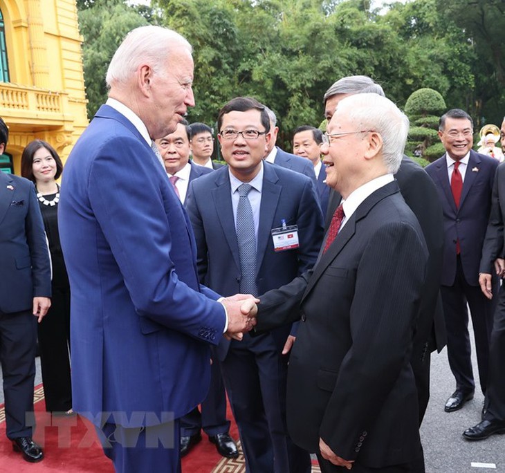 Tổng Bí thư Nguyễn Phú Trọng chủ trì Lễ đón chính thức Tổng thống Hoa Kỳ Joe Biden - Ảnh 3. Tổng Bí thư Nguyễn Phú Trọng chủ trì Lễ đón chính thức Tổng thống Hoa Kỳ Joe Biden - Ảnh 3.