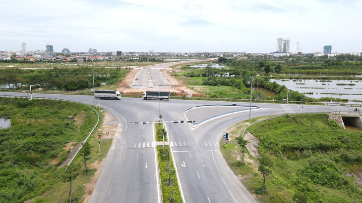 Tại sao dự án đường nối từ cầu Nhật Lệ 2 đến đường tránh TP. Đồng Hới vẫn 'im lìm" dù chậm tiến độ - Ảnh 5.