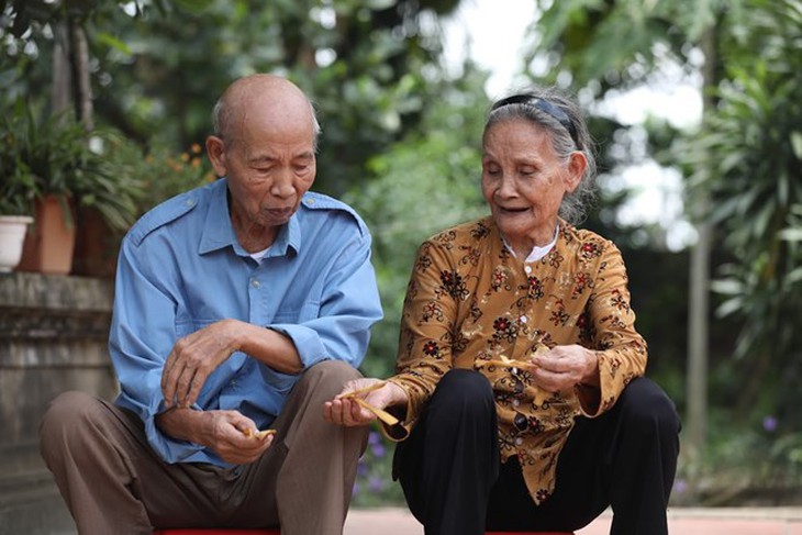 Tin vui cho hàng trăm nghìn người được tăng lương hưu 2 lần năm 2023 - Ảnh 1. Tin vui cho hàng trăm nghìn người được tăng lương hưu 2 lần năm 2023 - Ảnh 1.