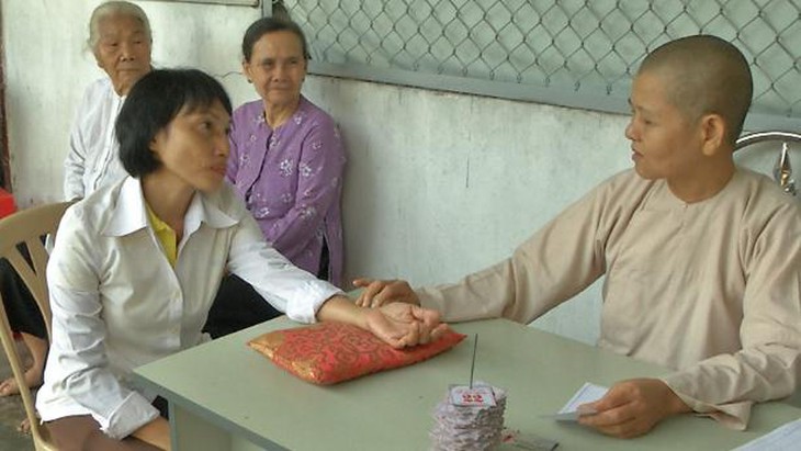 photo-1694409377392