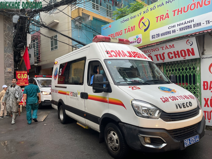Cháy chung cư mini ở Hà Nội: Nhiều người tử vong, các nhà xác đã chật kín - Ảnh 2.