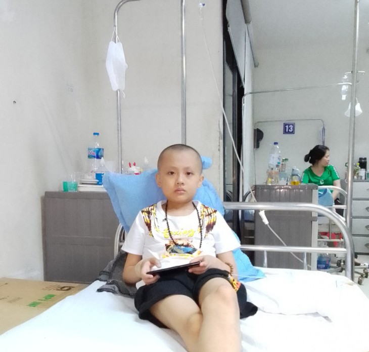 MS 875: Nghẹn ngào trước ước mong của cậu bé 8 tuổi đang hàng ngày chiến đấu với bệnh ung thư - Ảnh 2. MS 875: Nghẹn ngào trước ước mong của cậu bé 8 tuổi đang hàng ngày chiến đấu với bệnh ung thư - Ảnh 2.