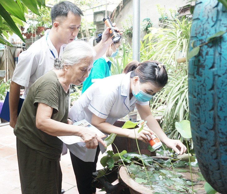 Cả nước đã có 81.808 ca mắc sốt xuất huyết, số mắc bệnh này ở Hà Nội tiếp tục tăng - Ảnh 1.