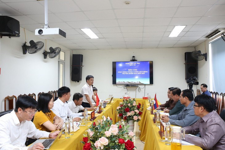 Hội nghị trao đổi kinh nghiệm, hợp tác y tế biên giới giữa Bolykhamxay và Hà Tĩnh - Ảnh 2. Hội nghị trao đổi kinh nghiệm, hợp tác y tế biên giới giữa Bolykhamxay và Hà Tĩnh - Ảnh 2.