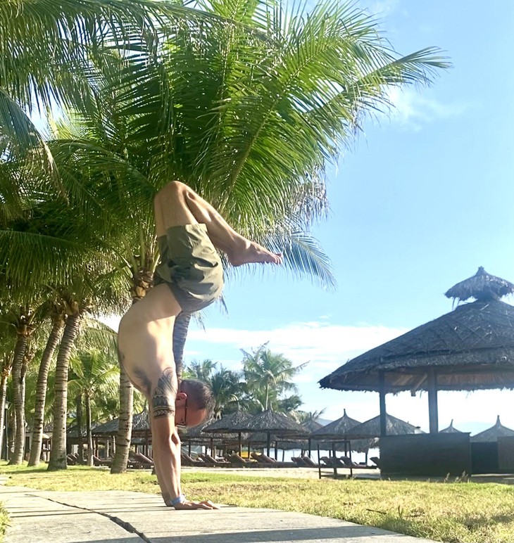 Giảm  béo bụng cho nhân viên văn phòng nhờ kỹ thuật thở Nauli - Ảnh 3.