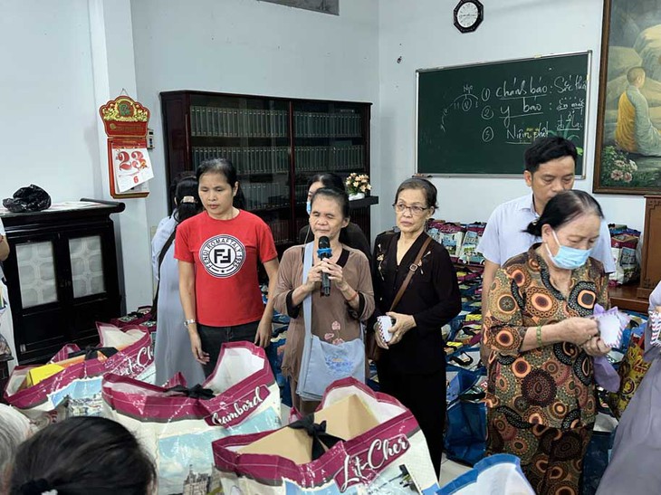 Những hoạt động ấm tình người dành cho người khiếm thị nhân mùa Vu Lan - Ảnh 4.