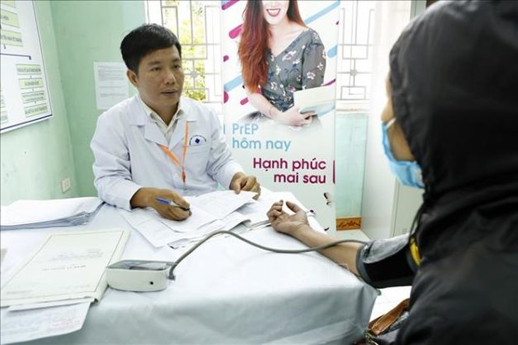 Các rối loạn tâm thần thường gặp ở bệnh nhân nhiễm HIV/AIDS và cách điều trị - Ảnh 2. Các rối loạn tâm thần thường gặp ở bệnh nhân nhiễm HIV/AIDS và cách điều trị - Ảnh 2.