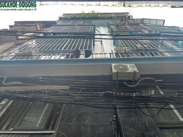Sau vụ cháy 56 người tử vong: Bất an sống trong chung cư mini không lối thoát - Ảnh 3. Sau vụ cháy 56 người tử vong: Bất an sống trong chung cư mini không lối thoát - Ảnh 3.