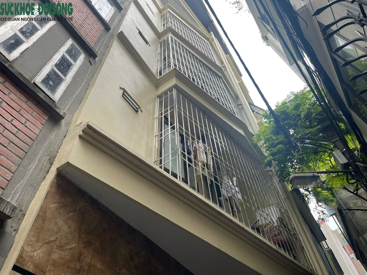 Sau vụ cháy 56 người tử vong: Bất an sống trong chung cư mini không lối thoát - Ảnh 5. Sau vụ cháy 56 người tử vong: Bất an sống trong chung cư mini không lối thoát - Ảnh 5.