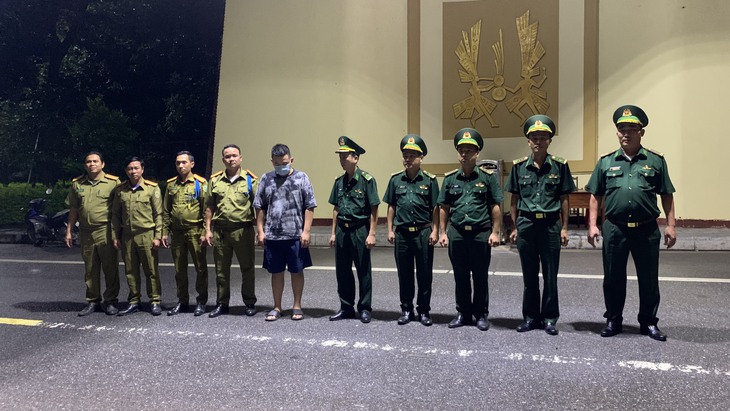 Giải cứu thanh niên nghi bị lừa ra nước ngoài để bán nội tạng - Ảnh 1. Giải cứu thanh niên nghi bị lừa ra nước ngoài để bán nội tạng - Ảnh 1.