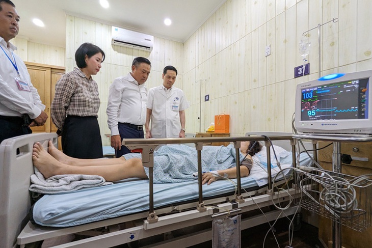 Chủ tịch Hà Nội: Hỗ trợ cao nhất, lo toan đầy đủ, chu đáo với các nạn nhân vụ cháy chung cư mini - Ảnh 1. Chủ tịch Hà Nội: Hỗ trợ cao nhất, lo toan đầy đủ, chu đáo với các nạn nhân vụ cháy chung cư mini - Ảnh 1.
