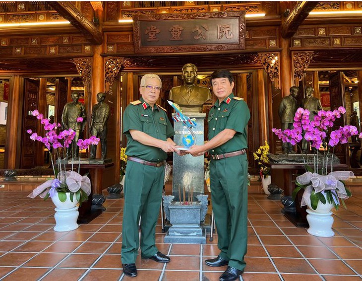Thượng tướng Nguyễn Chí Vịnh là bậc thầy về nghệ thuật ngoại giao quốc phòng - Ảnh 2. Thượng tướng Nguyễn Chí Vịnh là bậc thầy về nghệ thuật ngoại giao quốc phòng - Ảnh 2.