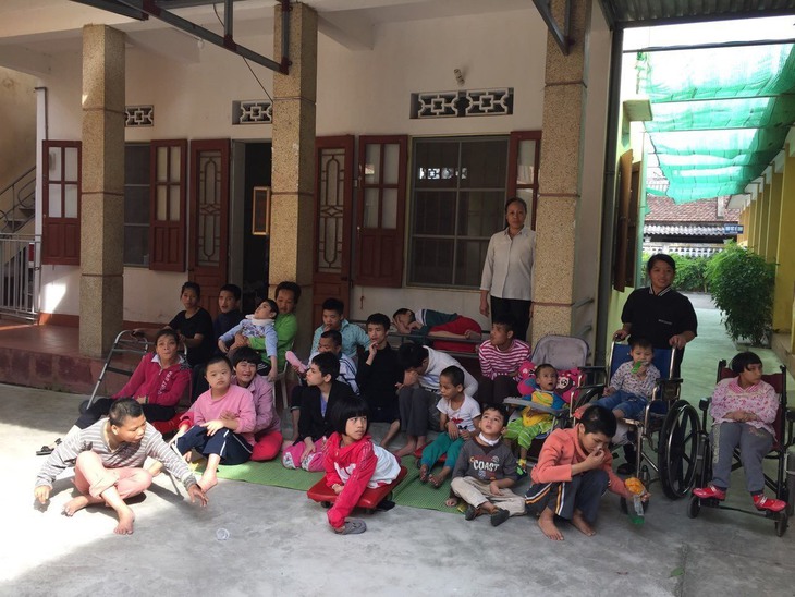 Thánh đường của những đứa trẻ mồ côi, khuyết tật - Ảnh 2.