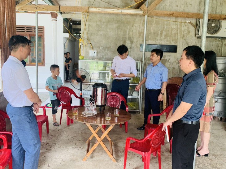 Hà Tĩnh tăng cường phòng, tránh bệnh đau mắt đỏ thời tiết giao mùa - Ảnh 2. Hà Tĩnh tăng cường phòng, tránh bệnh đau mắt đỏ thời tiết giao mùa - Ảnh 2.