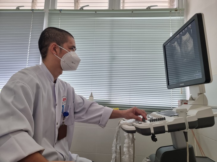 Để Tuệ tĩnh đường luôn là điểm tựa cho bệnh nhân nghèo khó - Ảnh 2. Để Tuệ tĩnh đường luôn là điểm tựa cho bệnh nhân nghèo khó - Ảnh 2.