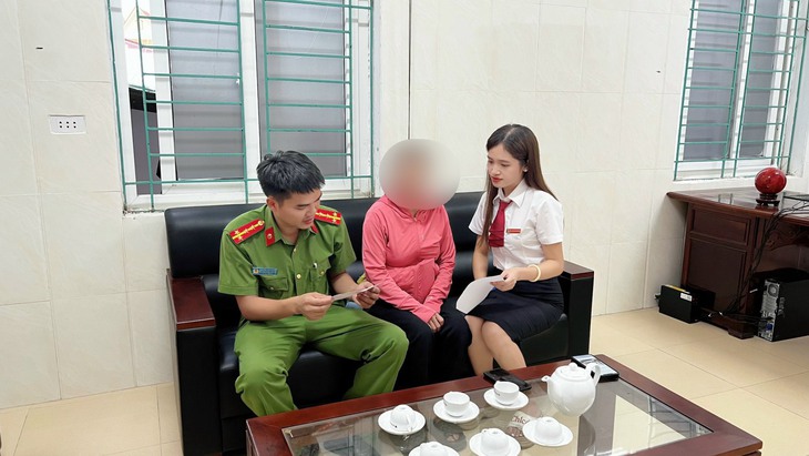 Nhân viên ngân hàng nhanh trí ngăn chặn vụ lừa đảo 70 triệu đồng - Ảnh 1.
