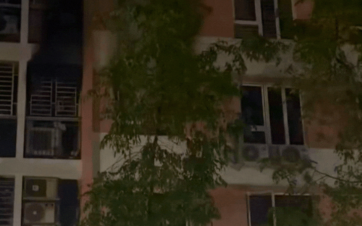 Lại thêm 1 căn chung cư ở Hà Nội bốc cháy trong đêm