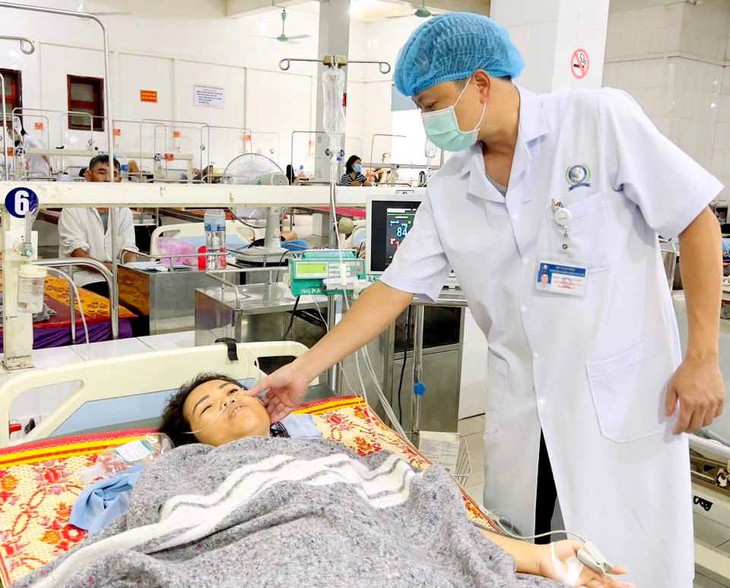 Kích hoạt báo động đỏ liên viện, cấp cứu thành công sản phụ sốc mất máu do vở tử cung - Ảnh 1.