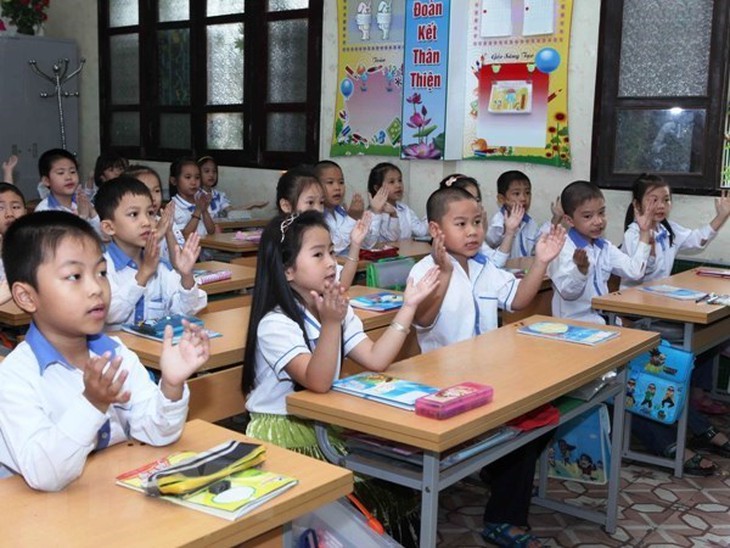 Một số địa phương chi hàng trăm tỷ đồng hỗ trợ học phí cho học sinh - Ảnh 1.