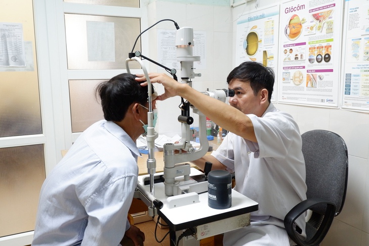 Hơn 10. 000 ca đau mắt đỏ, Quảng Bình rốt ráo chống dịch, bác sĩ khuyến cáo gì ? - Ảnh 3.